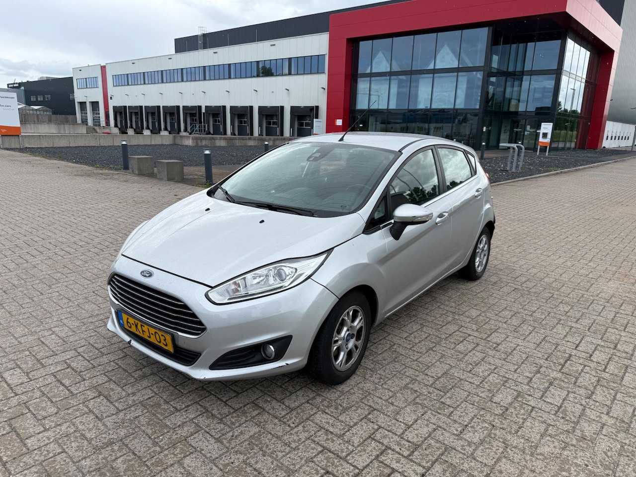 Ford Fiesta - 1.6 TDCi Lease Titanium CLIMA GRIJS 2013 - AutoWereld.nl
