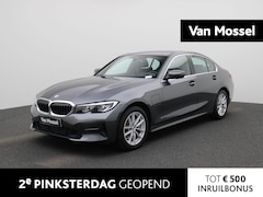 BMW 3-serie - 330e | Automaat | Navigatie | Half-Leer | Adaptive Cruise Control | Heads Up Display | Cli