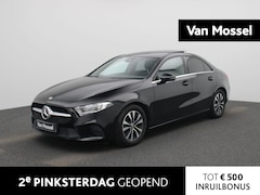Mercedes-Benz A-klasse - Limousine A 180 Business Solution PANORAMADAK | WIDESCREEN | SPORTSTOELEN | NAVIGATIE | RA