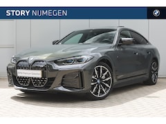 BMW i4 - eDrive40 High Executive M Sport / Trekhaak / Achteruitrijcamera / Comfort Access / Laserli