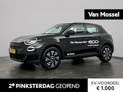 Fiat 600e - RED 54 kWh | DEMONSTRATIE MODEL | NAV | CARPLAY | PDC |
