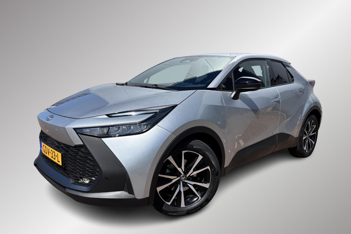 Toyota C-HR - 1.8 Hybrid 140 Dynamic, Navigatie - AutoWereld.nl