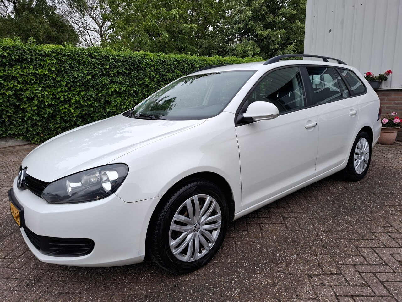 Volkswagen Golf Variant - 1.6 TDI Trendline BlueMotion 2850.- EX BTW AIRCO/CRUISE 105PK - AutoWereld.nl