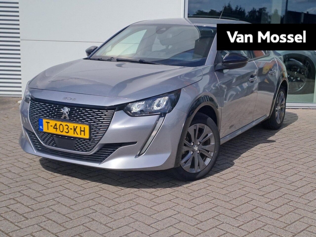 Peugeot e-208 - EV Allure Pack 50 kWh | Camera | Stoelverwarming | Apple Carplay/Android Auto - AutoWereld.nl