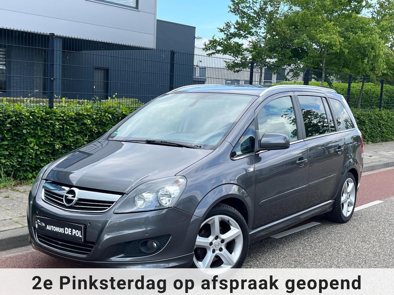 Opel Zafira - 1.8 Edition OPC-Pakket Cruise/Climate-control Navi Trekhaak - AutoWereld.nl