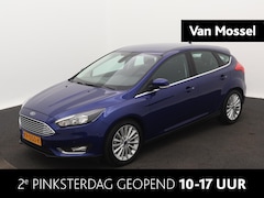 Ford Focus - 1.0 Titanium | LAGE KM STAND | NAVIGATIE | LMV | VOORR. VERWARMING | PARKEERSENSOREN |