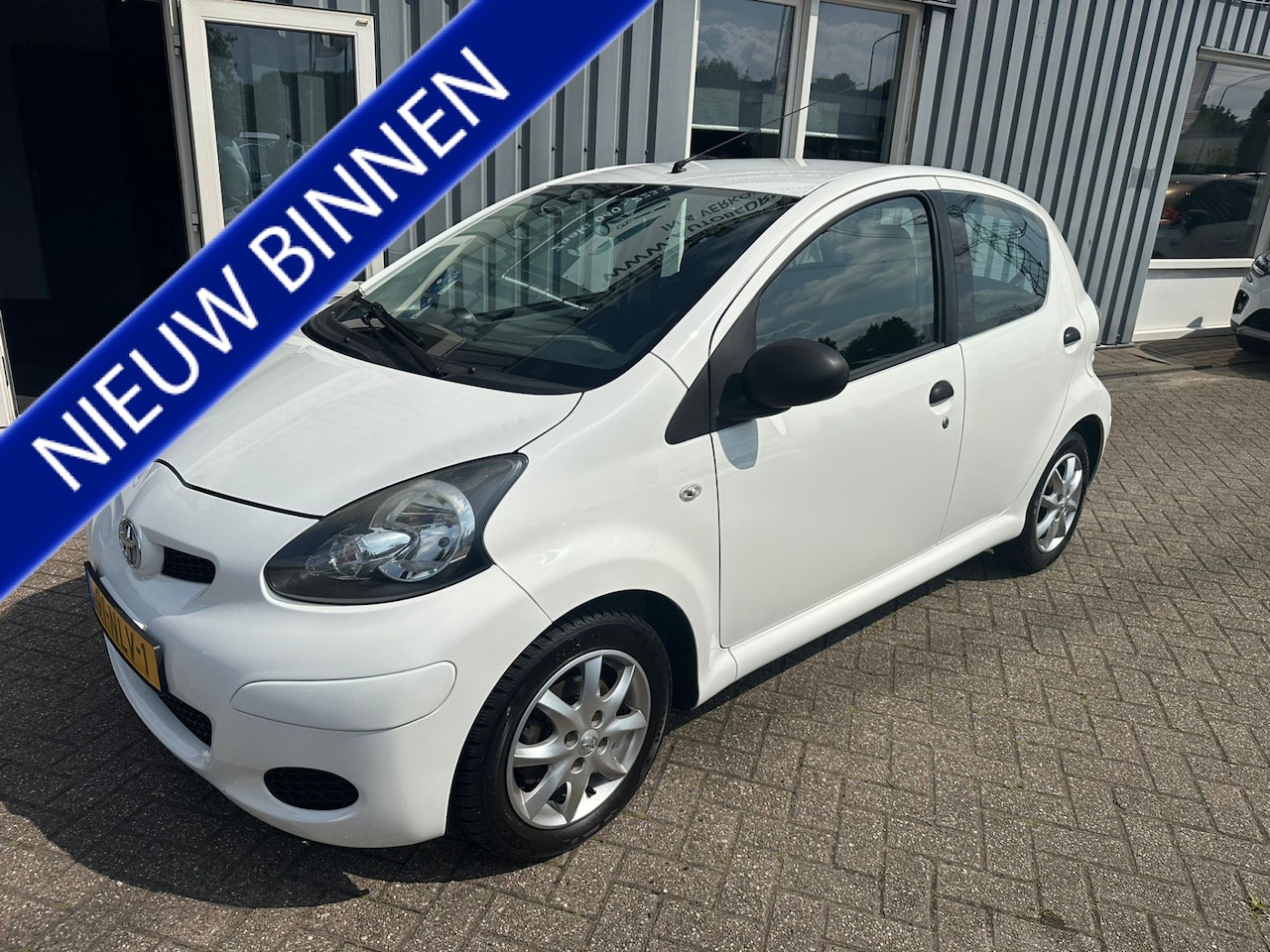 Toyota Aygo - 1.0-12V Access 1.0-12V Access - AutoWereld.nl