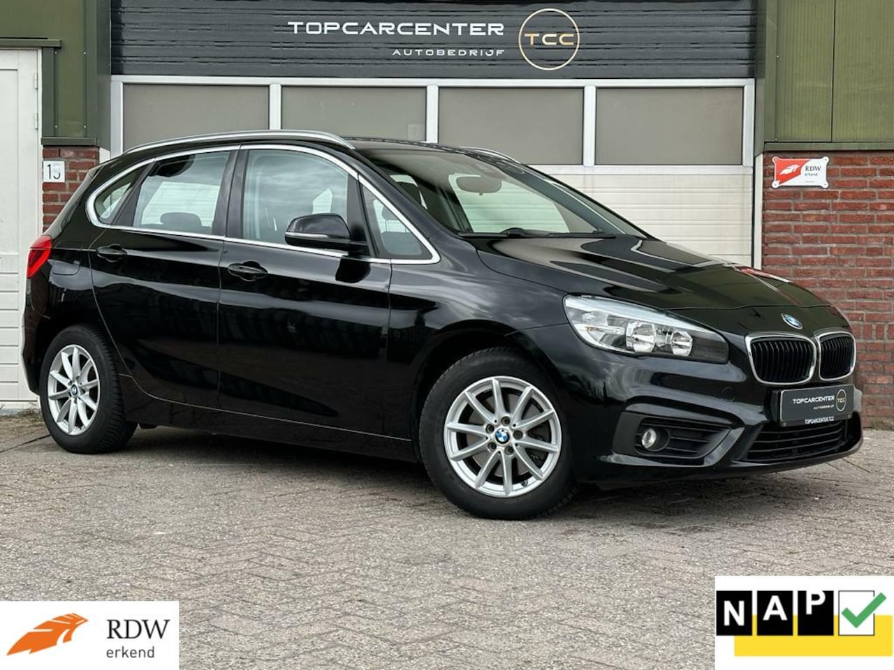 BMW 2-serie Active Tourer - 218i Executive/AIRCO/PARKS/APK/NAP - AutoWereld.nl