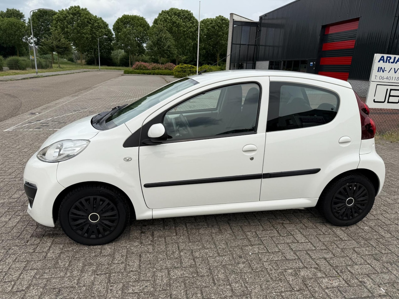 Peugeot 107 - 1.0 Active 1.0 Active - AutoWereld.nl