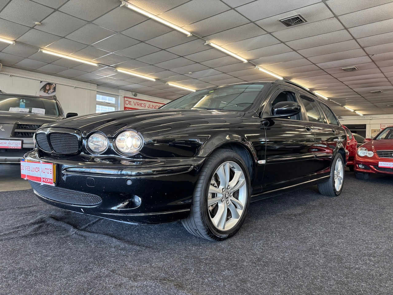 Jaguar X-type Estate - 2.0 V6 Sport. Automaat, lederen bekleding, trekhaak en meer! - AutoWereld.nl
