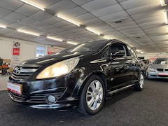 Opel Corsa - 1.4-16V OPC Line. NWE APK, cruise control, parkeersensor, airco en meer