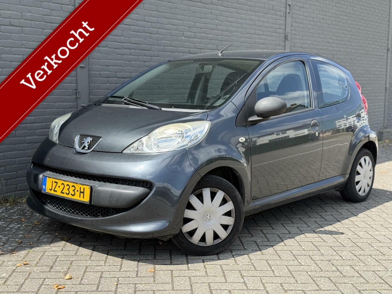 Peugeot 107 - 1.0-12V XR 1.0-12V XR - AutoWereld.nl