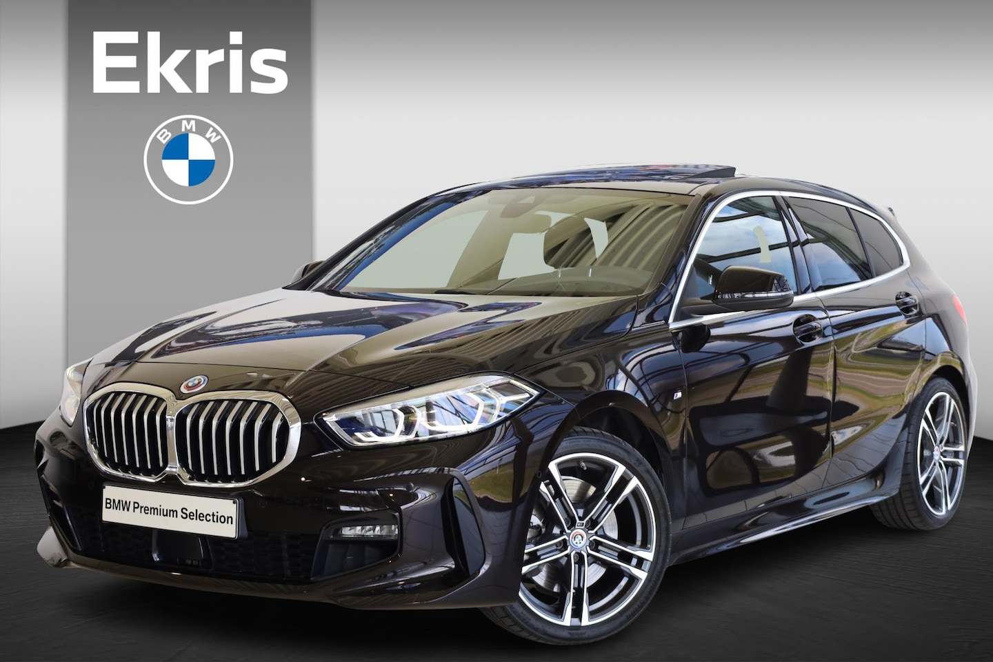 BMW 1-serie - 5-deurs 120i | Model M Sport | Live Cockpit Professional | Panoramadak - AutoWereld.nl