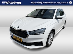 Skoda Fabia - 1.0 TSI Business Edition / 15'' LMV/ SMARTLINK/ CLIMA/ BLUETOOTH/ PARK. SENSOREN/ DAB/ CAR