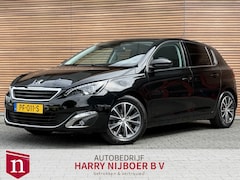 Peugeot 308 - 1.2 PureTech Allure Panodak / LED / Trekhaak / Camera / Navi
