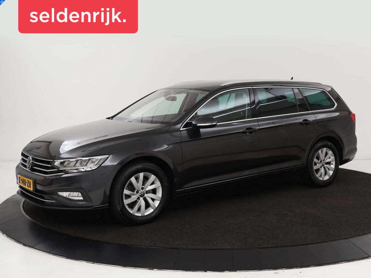 Volkswagen Passat Variant - 2.0 TDI Business | Stoelverwarming | Adaptive cruise | Camera | Carplay | Navigatie | Virt - AutoWereld.nl
