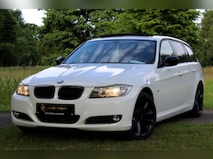 BMW 3-serie Touring - 318i Automaat Panoramadak
