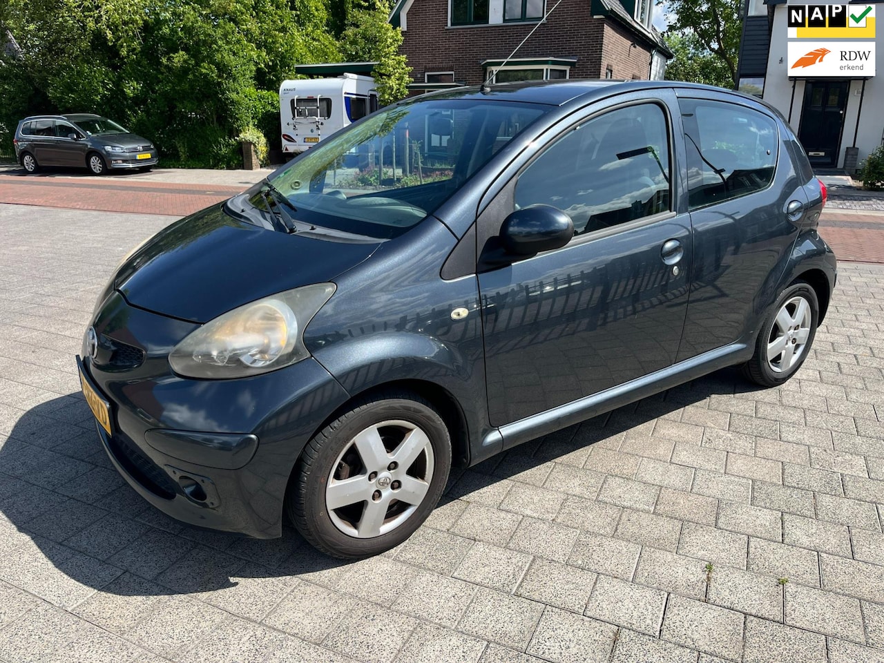 Toyota Aygo - 1.0-12V Sport 5 Drs LM Nwe APK Isofix Airco Leuk! - AutoWereld.nl
