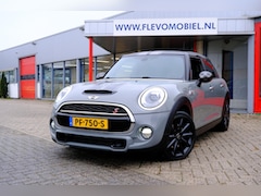 MINI John Cooper Works - S 2.0 192pk JCW Chili Serious Business Aut. Leder|Navi|Sporstoelen|LMV