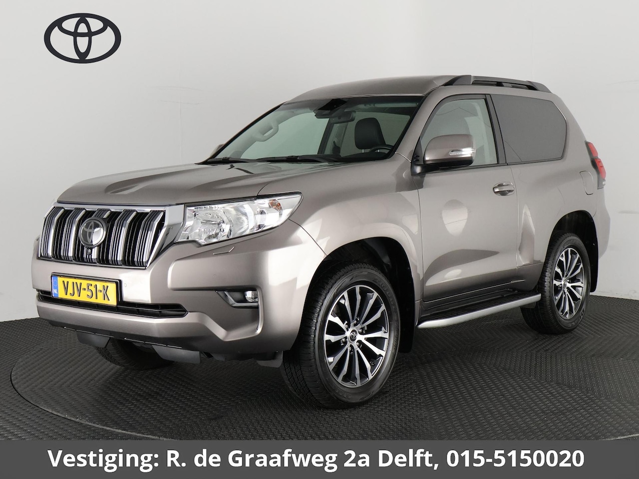 Toyota Land Cruiser - 2.8 D-4D-F Professional High Roof Blind Van Aut. (ex.BTW) - AutoWereld.nl