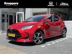 Toyota Yaris - 1.5 Hybrid 115 Dynamic Plus Parkeersensoren V + A, Dodehoekdetectie, Keyless , All-in Rijk
