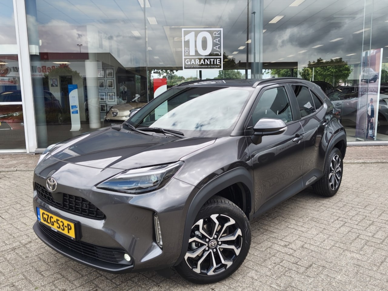 Toyota Yaris Cross - 1.5 Hybrid 130 Dynamic | Comfort Pack | Sensoren v/a | Stoelverw - AutoWereld.nl