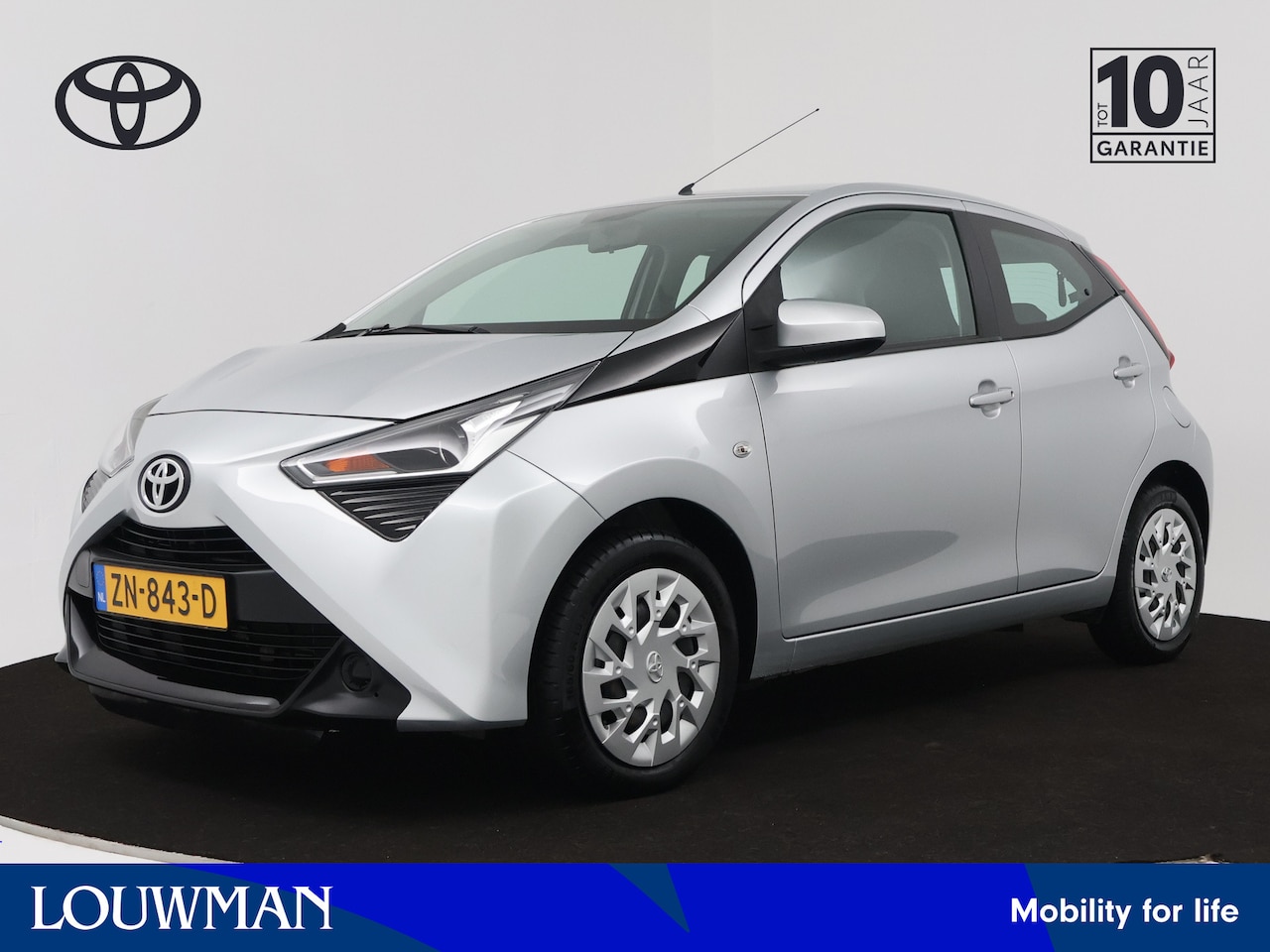 Toyota Aygo - 1.0 VVT-i x-play 1.0 VVT-i x-play - AutoWereld.nl
