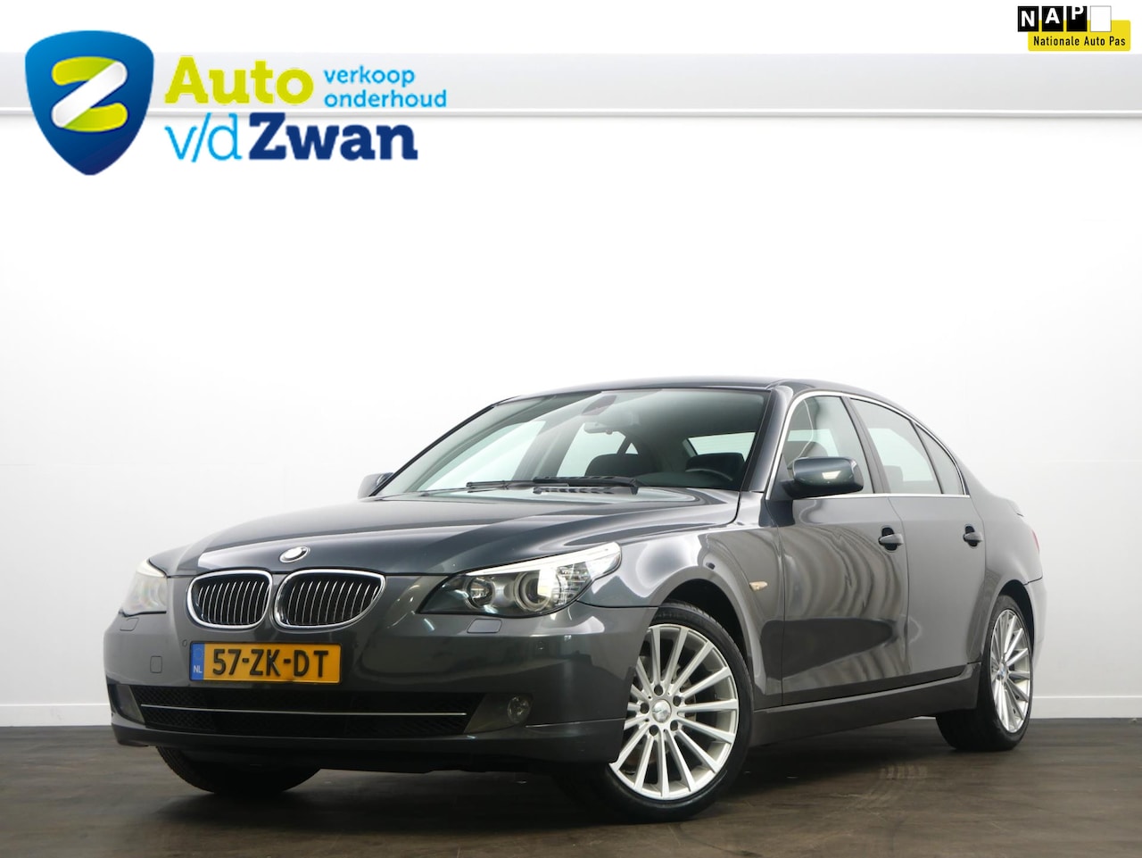 BMW 5-serie - 525i Business Line Edition II Xenon/Navi/Cruise - AutoWereld.nl