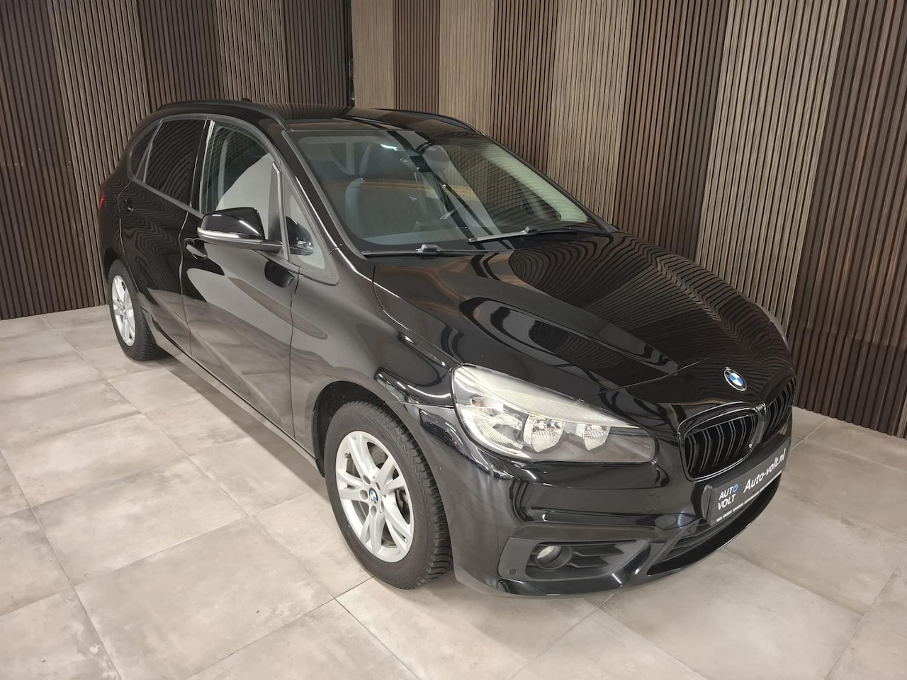 BMW 2-serie Active Tourer - 220i Centennial Executive 220i Centennial Executive - AutoWereld.nl