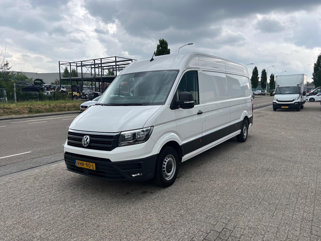 Volkswagen Crafter - 35 2.0 TDI L4H3 Highline 35 2.0 TDI L4H3 Highline - AutoWereld.nl