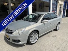 Opel Vectra - 2.2-16V Essentia AUTOMAAT/AIRCO/NW APK