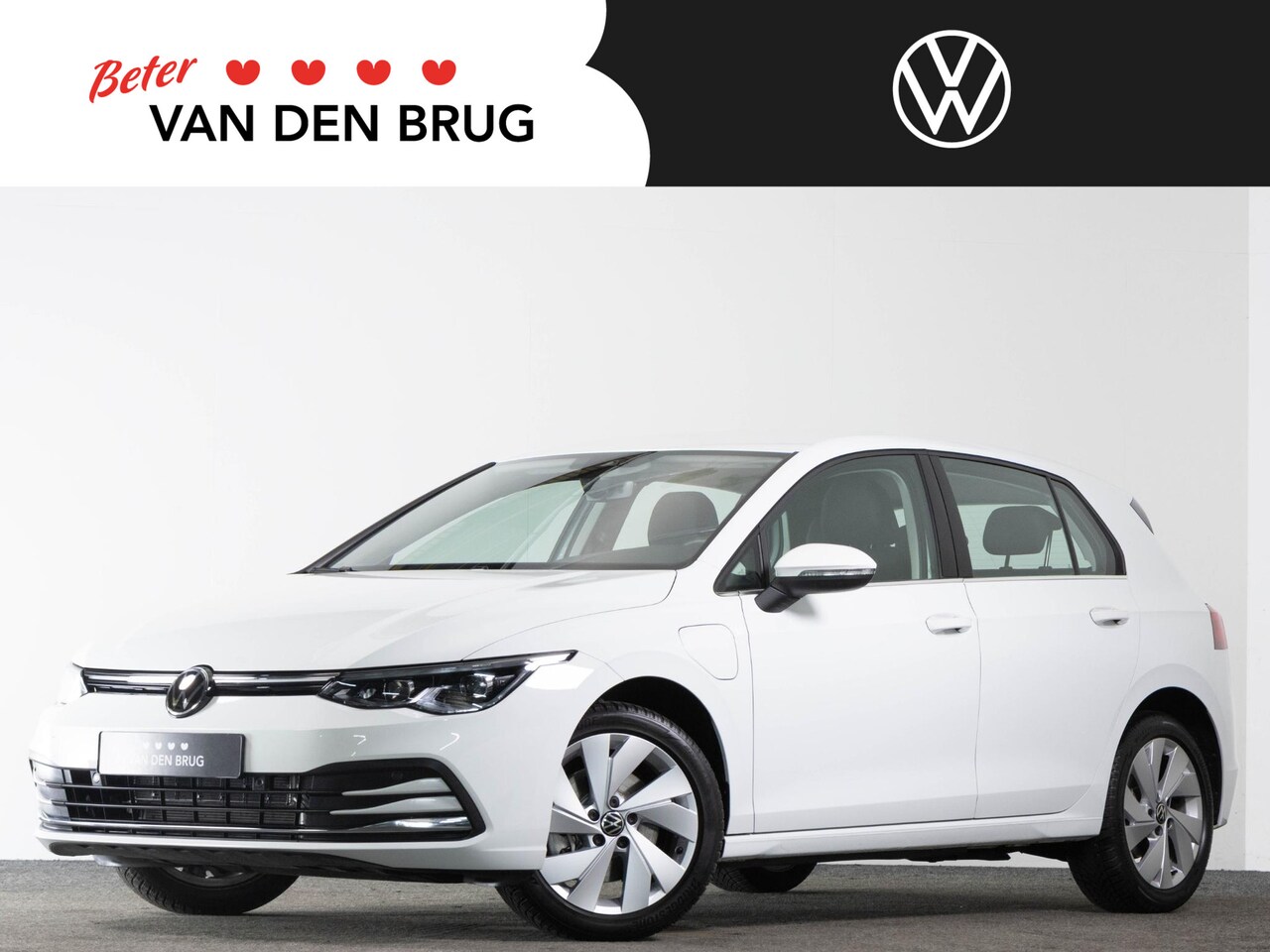 Volkswagen Golf - AUTOMAAT 1.4 204 PK DSG eHybrid Style | LED Matrix IQ | Navigatie | Stoel & Stuurwielverwa - AutoWereld.nl