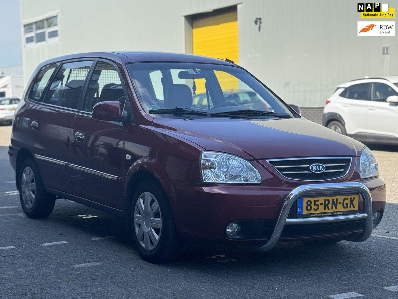 Kia Carens - 2.0 CVVT EX 2.0 CVVT EX,Automaat ,km 147000 nap - AutoWereld.nl