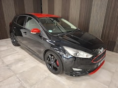 Ford Focus - 1.5 Red Edition