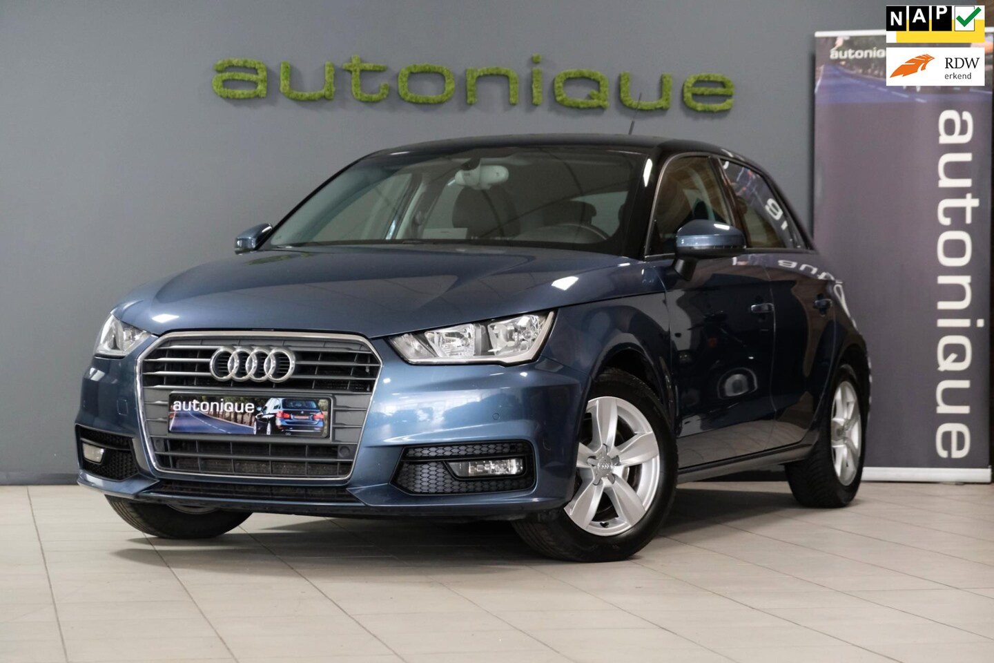 Audi A1 Sportback - 1.4 TFSI *Sportback* Navigatie/Cruise/Stoelverwarming/Zwart dak 140dkm! - AutoWereld.nl