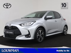 Toyota Yaris - 1.5 Hybrid 115 First Edition | All-season banden | Laadvloerbeschermer |