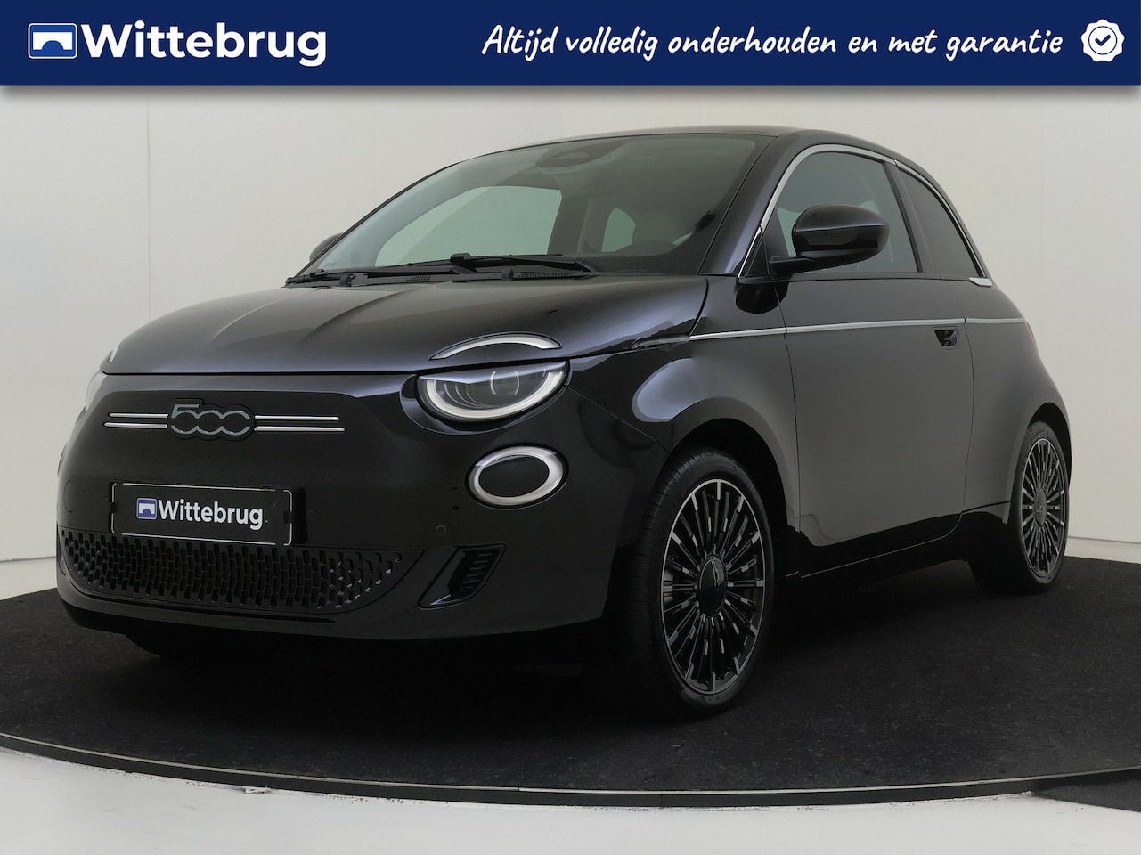 Fiat 500 - La Prima 42 kWh | Panoramadak | Navigatie | Keyless entry & Start | Apple Carplay - AutoWereld.nl