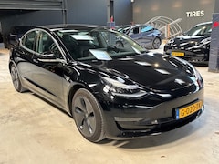 Tesla Model 3 - Long Range Dual Motor AWD 75 kWh 19" LM velgen Mooi