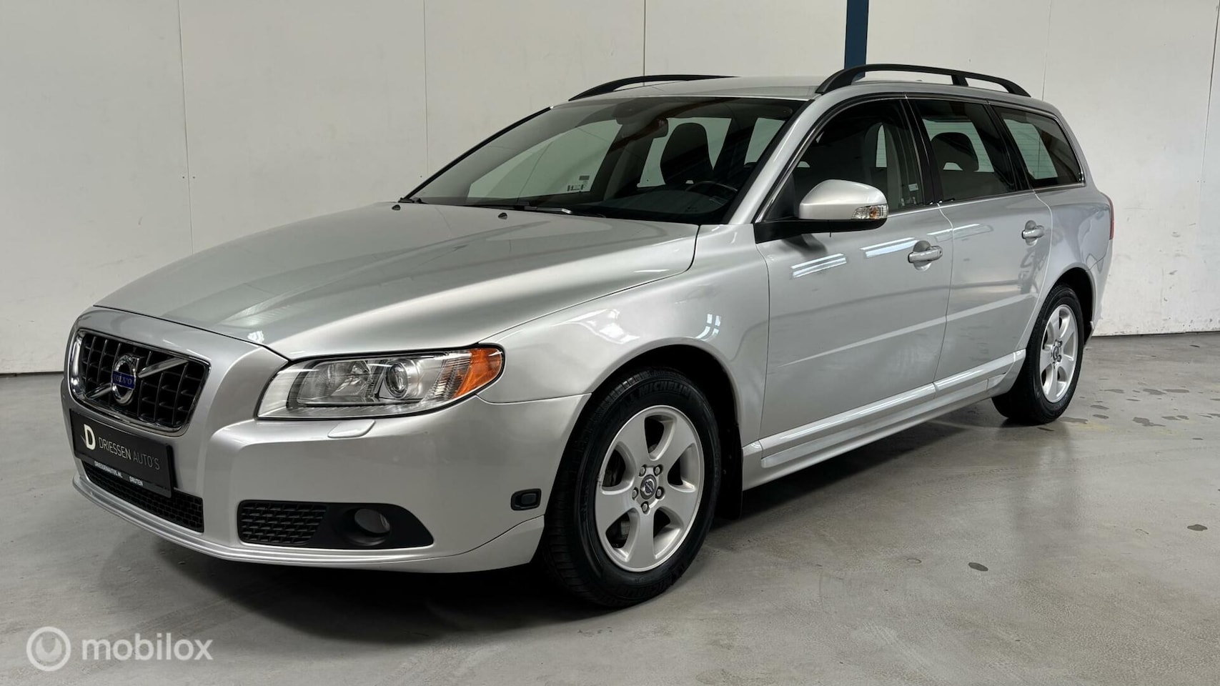Volvo V70 - 2.5FT Momentum 230PK / AUTOMAAT / YOUNGTIMER - AutoWereld.nl