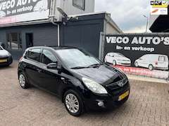 Hyundai i20 - 1.2i DynamicVersion airco nette auto