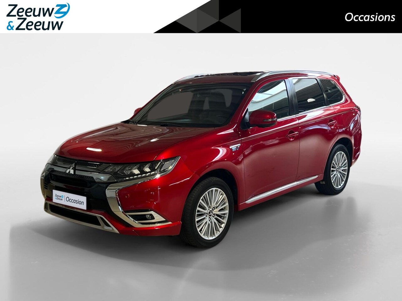 Mitsubishi Outlander - 2.4 PHEV Instyle |Lederen bekleding| Stoel en stuurverwarming| Schuif-kanteldak|Trekhaak 1 - AutoWereld.nl