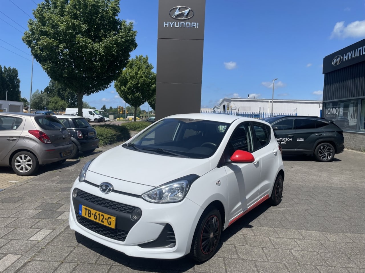 Hyundai i10 - 1.0i Comfort NAVI*RIJKLAARPRIJS* - AutoWereld.nl