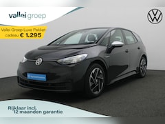 Volkswagen ID.3 - First 58 kWh 204 pk | Navigatie | Stuur-/stoelverwarming | Parkeersensoren voor/achter | A