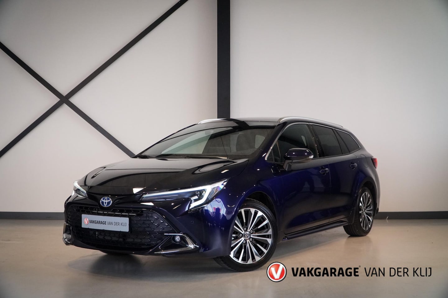 Toyota Corolla Touring Sports - Hybrid 140 Dynamic | 1.237km! | ACC | Half Leder | Camera | Stoel/Stuurverwarming | LED | - AutoWereld.nl