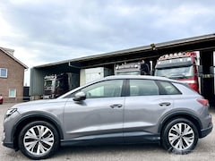 Audi Q4 - 40 Advanced edition 77kWh aut + f1 - nap - navi - elektr trekh + klep - keyless - stoelver
