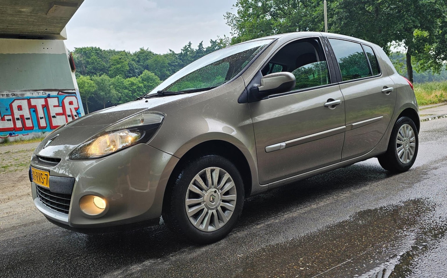 Renault Clio - 1.2 NL Auto ! 1e Eig ! 5 Deurs ! Keurige auto ! - AutoWereld.nl