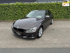 BMW 3-serie - 335i xDrive High Executive
