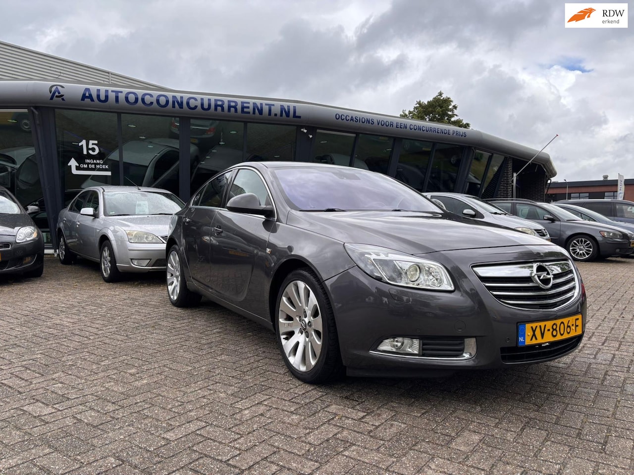 Opel Insignia - 2.0 T Edition 4x4 2.0 T Edition 4x4, Nieuwe APK, Leder, Inruil mogelijk. - AutoWereld.nl