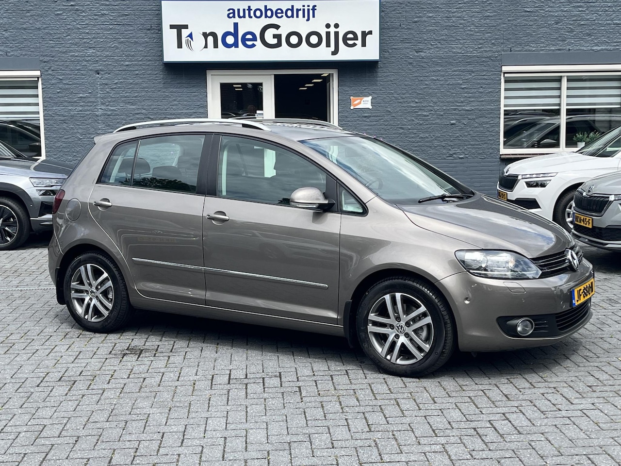 Volkswagen Golf Plus - 1.4 TSi DSG Highline | NAV. | AFN. TREKHAAK | STOELVERW. | - AutoWereld.nl