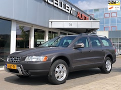 Volvo XC70 - 2.5 T Momentum Automaat - Leder